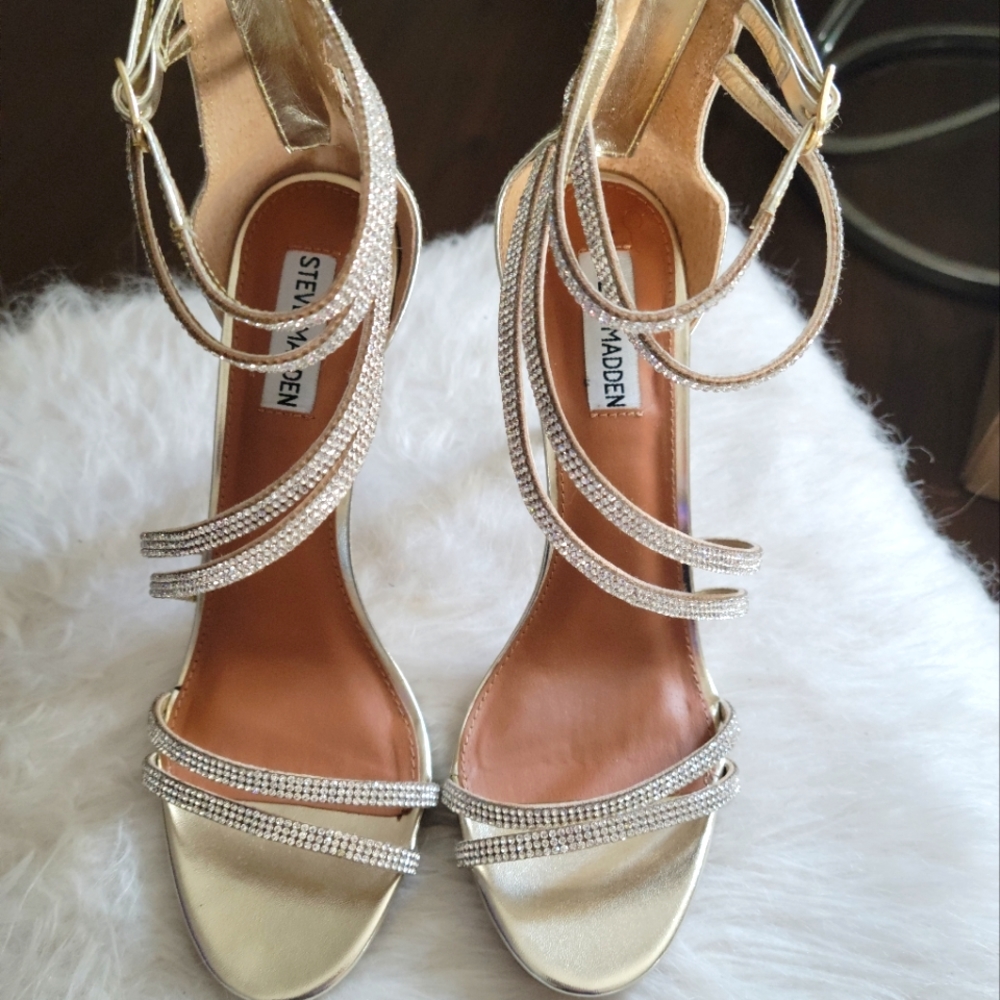 Steve Madden Sparkling Evening Shoes worn once, 4" heels